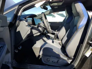 2024 Volkswagen Golf z VIN WVWFB7CD1RW210600, wystawiony jako Copart lot #79880214 z przebiegiem 3 250 mil mil oraz Szkoda całkowita • Salvage title. Historia ofert i sprzedaży dostępna na DreamBid. Obrazek 7.