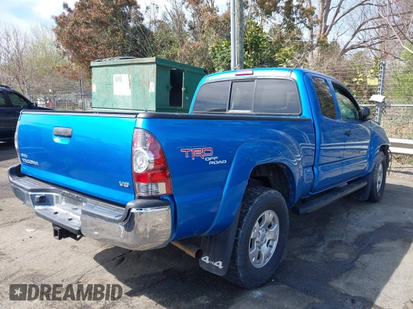 2011 Toyota Tacoma with VIN 5TFUU4EN1BX016557, listed as a IAAI auction lot 41836775 with 123,879 mi miles. Bid and sale history available at carsss.com. Image 4.