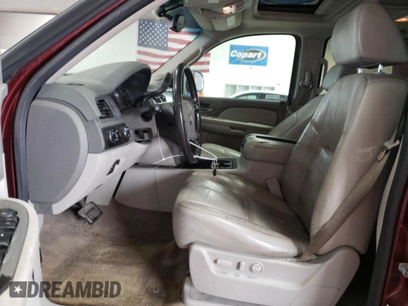 2009 Chevrolet Suburban LT w/1LT with VIN 1GNFK26389R149645, listed as a Copart auction lot 74804484 with 265,501 mi miles and Salvage Title. Bid and sale history available at carsss.com. Image 7.