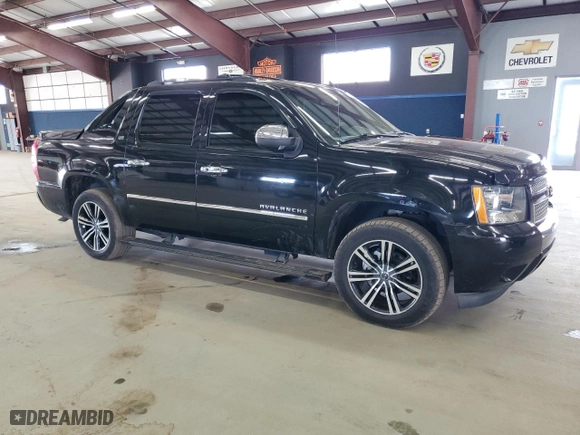 2012 Chevrolet Avalanche LTZ with VIN 3GNTKGE77CG143301, listed as a Copart auction lot 53314605 with 219,944 mi miles and Clean Title. Bid and sale history available at carsss.com. Image 4.