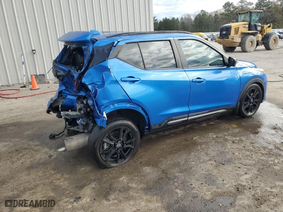 2022 Nissan Kicks SR with VIN 3N1CP5DV1NL501097, listed as a Copart auction lot 88342725 with 35,266 mi miles and Salvage Title. Bid and sale history available at carsss.com. Image 3.