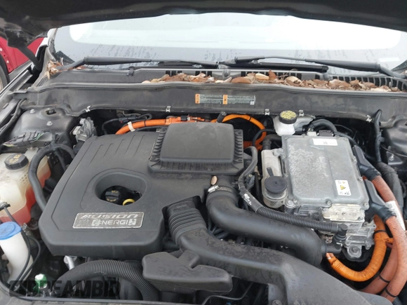 2018 Ford Fusion Energi SE with VIN 3FA6P0PU1JR130262, listed as a IAAI auction lot 41495217 with 68,708 mi miles. Bid and sale history available at carsss.com. Image 10.
