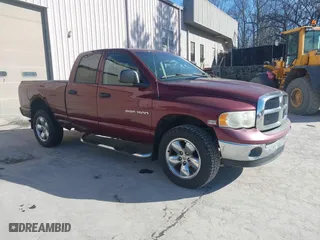 2003 Dodge Ram 1500 ST with VIN 1D7HU18D33J613870, listed as a IAAI auction lot 41490131 with 204,649 mi miles. Bid and sale history available at carsss.com. Image 1.