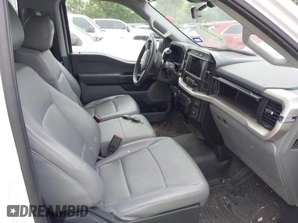 2021 Ford F-150 XL with VIN 1FTMF1CB7MKE81507, listed as a IAAI auction lot 41903595 with 71,860 mi miles and . Bid and sale history available at DreamBid. Image 5.