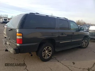 2004 Chevrolet Suburban LT with VIN 3GNEC16T34G337436, listed as a Copart auction lot 43124235 with 233,453 mi miles and Salvage Title. Bid and sale history available at carsss.com. Image 3.