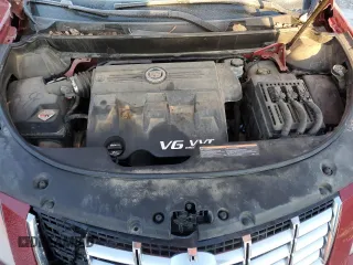 2015 Cadillac SRX Performance Collection with VIN 3GYFNFE39FS556708, listed as a Copart auction lot 41670355 with 177,601 mi miles and Salvage title. Bid and sale history available at DreamBid. Image 12.