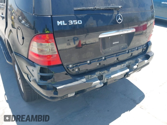 2005 Mercedes-Benz M 350 с VIN 4JGAB57E15A541021, выставлен на аукционе IAAI как лот 42686582 с пробегом 260 079 миль миль и . История ставок и продаж доступна на DreamBid. Изображение 6.