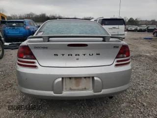 2006 Dodge Stratus SXT z VIN 1B3EL46R36N119779, wystawiony jako Copart lot #43320515 z przebiegiem 237 496 mil mil oraz Szkoda całkowita • Salvage title. Historia ofert i sprzedaży dostępna na DreamBid. Obrazek 6.
