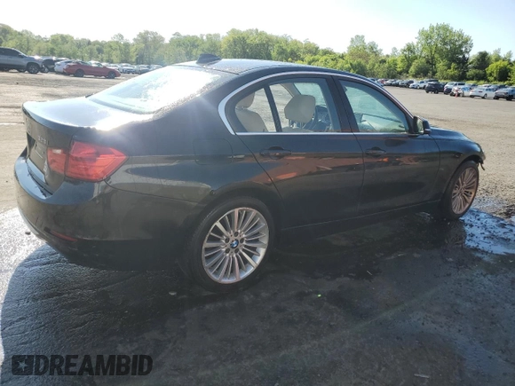 2015 BMW 3 Series 328i xDrive z VIN WBA3B5G58FNS12126, wystawiony jako Copart lot #56388875 z przebiegiem 68 386 mil mil oraz Szkoda całkowita • Salvage title. Historia ofert i sprzedaży dostępna na DreamBid. Obrazek 3.