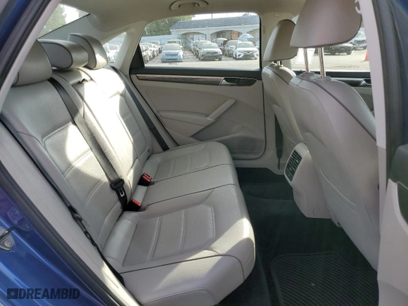 2016 Volkswagen Passat 1.8T SE w/Technology with VIN 1VWBT7A37GC067430, listed as a Copart auction lot 41461685 with 118,724 mi miles and Clean Title. Bid and sale history available at carsss.com. Image 10.
