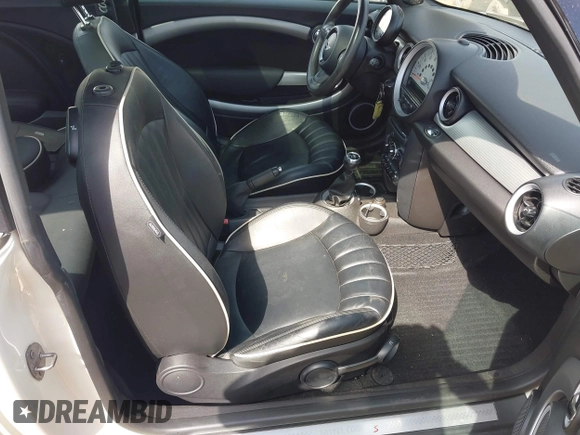 2012 MINI Hardtop S with VIN WMWSV3C5XCTY27099, listed as a IAAI auction lot 42248076 with 99,384 mi miles and . Bid and sale history available at DreamBid. Image 5.