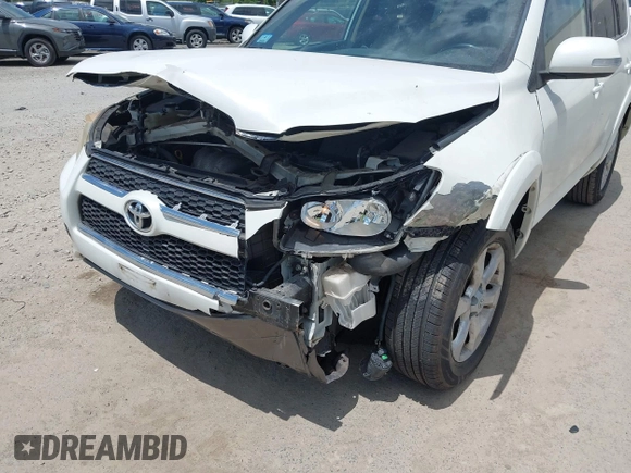 2010 Toyota RAV4 Limited с VIN JTMDF4DV4A5030460, выставлен на аукционе IAAI как лот 42541967 с пробегом 86 748 миль миль и . История ставок и продаж доступна на DreamBid. Изображение 6.