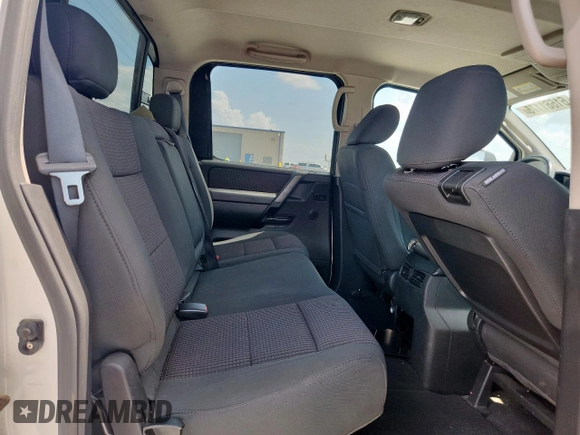 2011 Nissan Titan SV with VIN 1N6AA0ED7BN303938, listed as a Copart auction lot 61661175 with 138,098 mi miles and Salvage title. Bid and sale history available at DreamBid. Image 10.