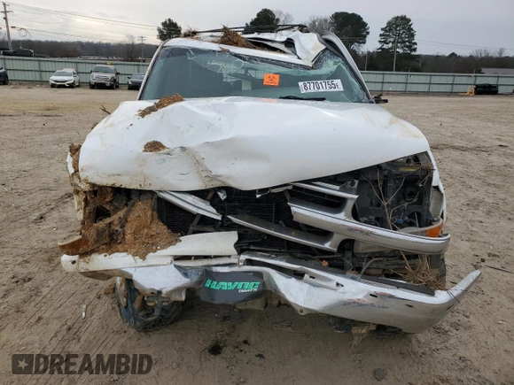 2002 Chevrolet Tahoe Z71 with VIN 1GNEK13Z52R215976, listed as a Copart auction lot 87701755 with 138,475 mi miles and Salvage Title. Bid and sale history available at carsss.com. Image 5.