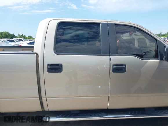 2008 Ford F-150 XLT with VIN 1FTPW12VX8FA91900, listed as a IAAI auction lot 42455455 with 329,039 mi miles and . Bid and sale history available at DreamBid. Image 13.