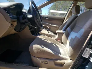 1997 Honda Accord EX with VIN 1HGCD5652VA034672, listed as a Copart auction lot 49098795 with 203,283 mi miles and Salvage Title. Bid and sale history available at DreamBid. Image 7.