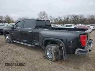2022 Chevrolet Silverado 3500HD LTZ with VIN 1GC4YUEY4NF272944, listed as a Copart auction lot 81699974 with 37,531 mi miles and Salvage Title. Bid and sale history available at carsss.com. Image 2.