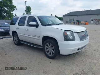 2007 GMC Yukon Denali с VIN 1GKFK63827J352773, выставлен на аукционе IAAI как лот 42595152 с пробегом 208 281 миль миль и . История ставок и продаж доступна на DreamBid. Изображение 1.