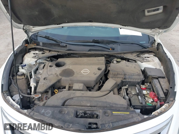 2015 Nissan Altima S with VIN 1N4AL3AP2FN331236, listed as a IAAI auction lot 41929242 with 100,439 mi miles and . Bid and sale history available at carsss.com. Image 10.