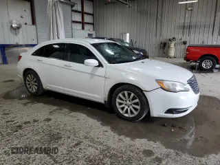 2014 Chrysler 200 Touring with VIN 1C3CCBBB8EN165081, listed as a Copart auction lot 52068745 with 146,959 mi miles and Salvage Title. Bid and sale history available at carsss.com. Image 4.