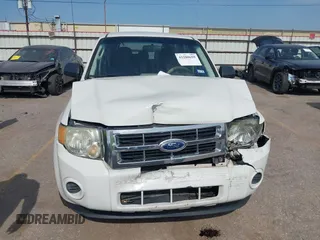 2012 Ford Escape XLS with VIN 1FMCU0C73CKA96298, listed as a IAAI auction lot 42280695 with 106,454 mi miles and . Bid and sale history available at DreamBid. Image 12.