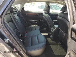 2018 Kia Cadenza Premium with VIN KNALC4J17J5127610, listed as a Copart auction lot 60551144 with 92,109 mi miles and Clean Title. Bid and sale history available at carsss.com. Image 10.