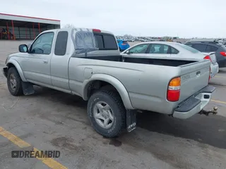 2003 Toyota Tacoma with VIN 5TEWN72N83Z286455, listed as a IAAI auction lot 41270076 with 170,482 mi miles. Bid and sale history available at carsss.com. Image 3.