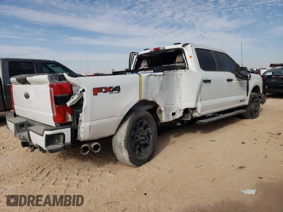 2023 Ford F-250 XL with VIN 1FT8W2BT6PED16102, listed as a Copart auction lot 61067785 with 15,111 mi miles and Non repairable. Bid and sale history available at DreamBid. Image 3.