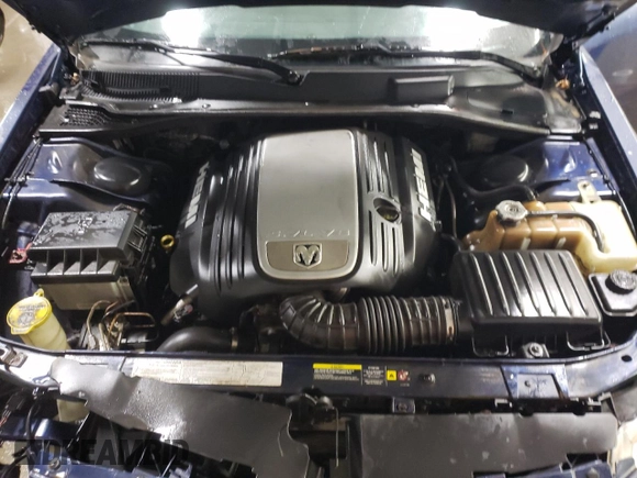 2006 Dodge Magnum R/T z VIN 2D4GV57216H293287, wystawiony jako Copart lot #83601344 z przebiegiem 249 114 mil mil oraz Szkody całkowita. Historia ofert i sprzedaży dostępna na DreamBid. Obrazek 11.