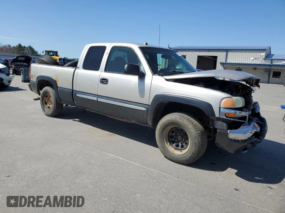 2004 GMC Sierra 1500 SLE z VIN 2GTEK19T741141547, wystawiony jako Copart lot #54749745 z przebiegiem 202 598 mil mil oraz Szkoda całkowita • Salvage title. Historia ofert i sprzedaży dostępna na DreamBid. Obrazek 4.