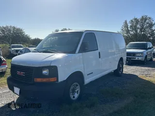 2003 GMC Savana Cargo Van with VIN 1GTHG35U431113170, listed as a Copart auction lot 78915184 with 293,807 mi miles and Clean Title. Bid and sale history available at carsss.com. Image 2.