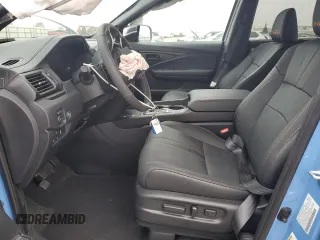 2025 Honda Passport TrailSport z VIN 5FNYF8H65SB002839, wystawiony jako Copart lot #52984215 z przebiegiem 469 mil mil oraz Szkoda całkowita • Salvage title. Historia ofert i sprzedaży dostępna na DreamBid. Obrazek 7.
