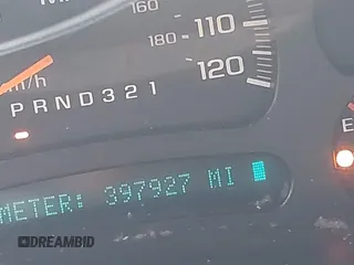 2006 Chevrolet Suburban LS z VIN 1GNFK16Z26J142019, wystawiony jako IAAI lot #42367928 z przebiegiem 397 927 mil mil oraz . Historia ofert i sprzedaży dostępna na DreamBid. Obrazek 7.