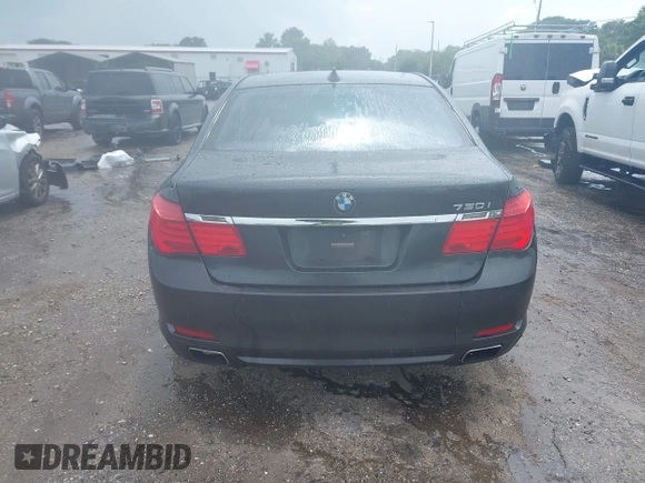 2011 BMW 7 Series 750i xDrive с VIN WBAKC6C54BC394675, выставлен на аукционе IAAI как лот 42394276 с пробегом 207 246 миль миль и . История ставок и продаж доступна на DreamBid. Изображение 16.