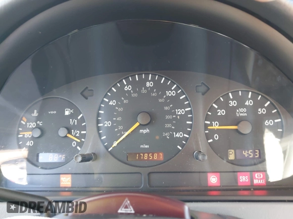 2004 Mercedes-Benz M 350 with VIN 4JGAB57E54A482716, listed as a IAAI auction lot 40731487 with 178,587 mi miles and . Bid and sale history available at DreamBid. Image 7.