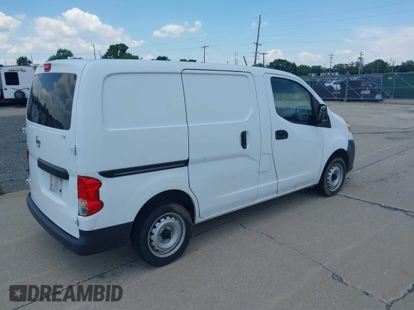 2017 Nissan NV200 S with VIN 3N6CM0KN1HK703330, listed as a IAAI auction lot 42606012 with 215,685 mi miles and . Bid and sale history available at DreamBid. Image 4.