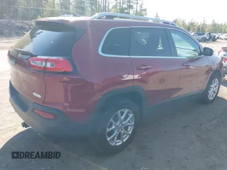 2014 Jeep Cherokee Latitude z VIN 1C4PJMCS5EW287159, wystawiony jako IAAI lot #42210599 z przebiegiem 111 945 mil mil oraz . Historia ofert i sprzedaży dostępna na DreamBid. Obrazek 4.