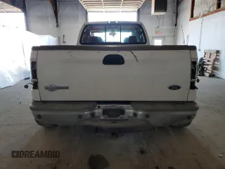 2006 Ford F-350 XL with VIN 1FTWW33P66EA97347, listed as a Copart auction lot 54573915 with 286,058 mi miles and Salvage Title. Bid and sale history available at DreamBid. Image 6.