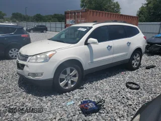2012 Chevrolet Traverse LTZ z VIN 1GNKRLED6CJ185575, wystawiony jako Copart lot #58961575 z przebiegiem Nie podano mil oraz Szkoda całkowita • Salvage title. Historia ofert i sprzedaży dostępna na DreamBid. Obrazek 1.
