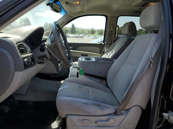 2007 Chevrolet Suburban LTZ with VIN 3GNFC16097G154329, listed as a Copart auction lot 58562345 with 216,790 mi miles and Clean title. Bid and sale history available at DreamBid. Image 7.