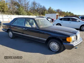 1989 Mercedes-Benz 420 with VIN WDBCA35EXKA440707, listed as a Copart auction lot 75636164 with 170,236 mi miles and Clean Title. Bid and sale history available at carsss.com. Image 4.