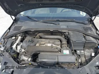 2013 Volvo S60 T5 Premier with VIN YV1612FS2D2193686, listed as a IAAI auction lot 41887293 with 100,612 mi miles. Bid and sale history available at carsss.com. Image 10.