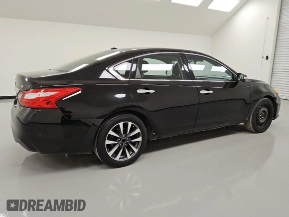 2016 Nissan Altima SV with VIN 1N4AL3AP8GC142314, listed as a Copart auction lot 50971355 with 125,566 mi miles and Clean Title. Bid and sale history available at carsss.com. Image 3.