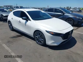 2021 Mazda 3 Select z VIN JM1BPAKLXM1321304, wystawiony jako IAAI lot #42289747 z przebiegiem Nie podano mil oraz . Historia ofert i sprzedaży dostępna na DreamBid. Obrazek 1.