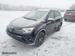 2017 Toyota RAV4 SE with VIN 2T3JFREV5HW591932, listed as a IAAI auction lot 41628183 with 142,599 mi miles. Bid and sale history available at carsss.com. Image 2.