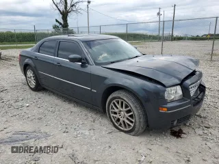 2008 Chrysler 300 Touring with VIN 2C3LA53GX8H292185, listed as a Copart auction lot 65751414 with 268,366 mi miles and Clean Title. Bid and sale history available at carsss.com. Image 4.