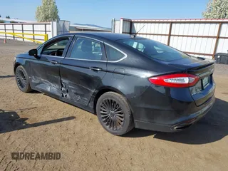 2013 Ford Fusion Titanium with VIN 3FA6P0D92DR216426, listed as a IAAI auction lot 42087273 with 205,805 mi miles. Bid and sale history available at carsss.com. Image 3.