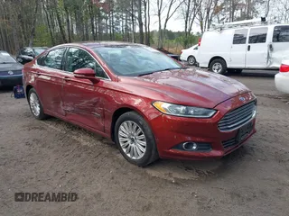 2014 Ford Fusion SE Hybrid with VIN 3FA6P0LU3ER301220, listed as a IAAI auction lot 41900873 with 251,303 mi miles. Bid and sale history available at carsss.com. Image 1.
