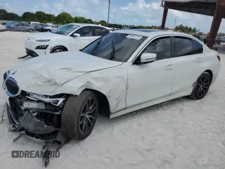 2022 BMW 3 Series 330i z VIN 3MW5R1J04N8C45622, wystawiony jako Copart lot #55467275 z przebiegiem 42 977 mil mil oraz Szkoda całkowita • Salvage title. Historia ofert i sprzedaży dostępna na DreamBid. Obrazek 1.
