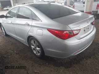 2012 Hyundai Sonata 2.4L Limited PZEV with VIN 5NPEC4AC2CH477341, listed as a IAAI auction lot 41907482 with Not Provided miles. Bid and sale history available at carsss.com. Image 3.